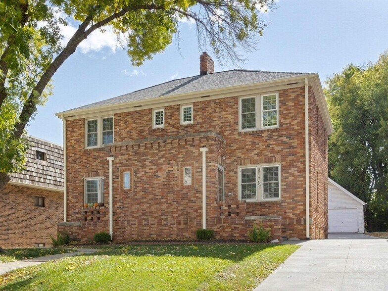 Building Photo - 5017 1/2 California St