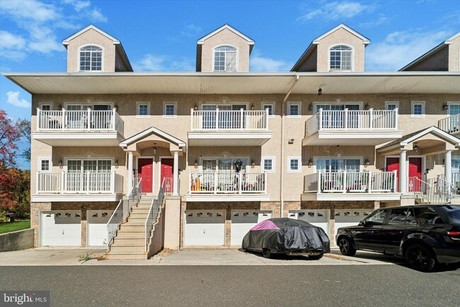 Building Photo - 290 Byberry Rd