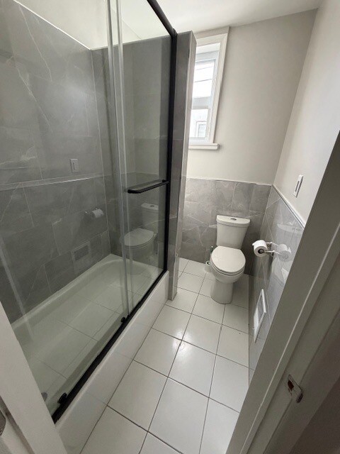 Building Photo - 109 Roseberry St