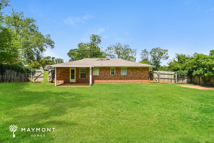 Building Photo - 106 Brookhaven Dr