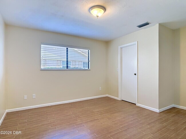 Building Photo - 49 Bogey Cir