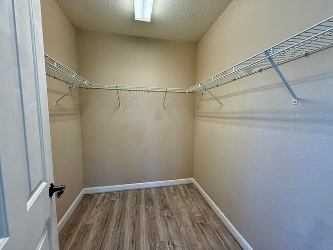 Building Photo - 810 Marina Del Ray Ln
