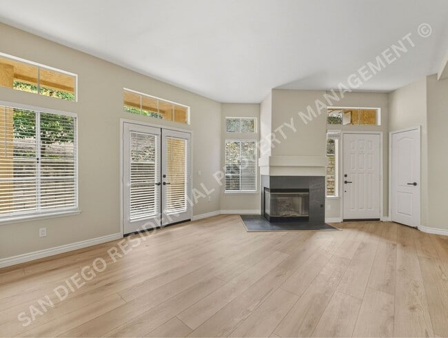 Building Photo - Beautifully Remodeled and Bright in the Perfect Carmel Mountain Ranch Location