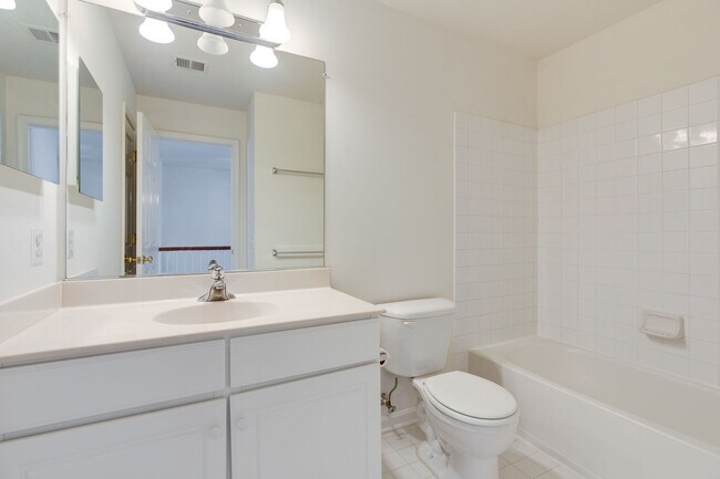 Building Photo - 6327 Dunn Ct