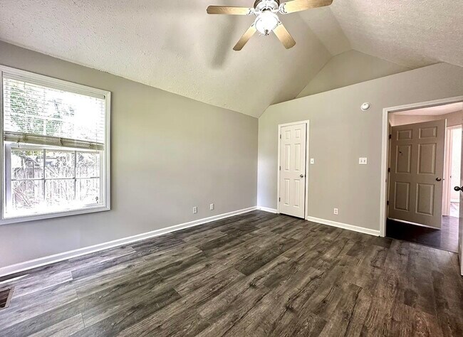 Building Photo - 1641 Cedar Springs Cir