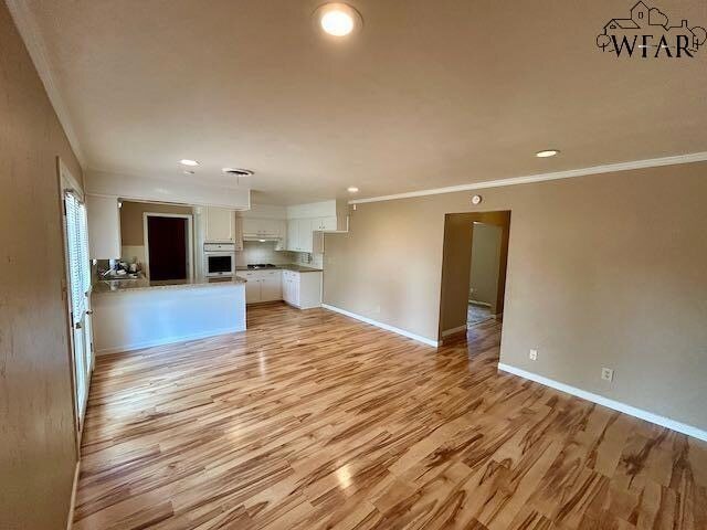Building Photo - 4659 El Capitan Dr