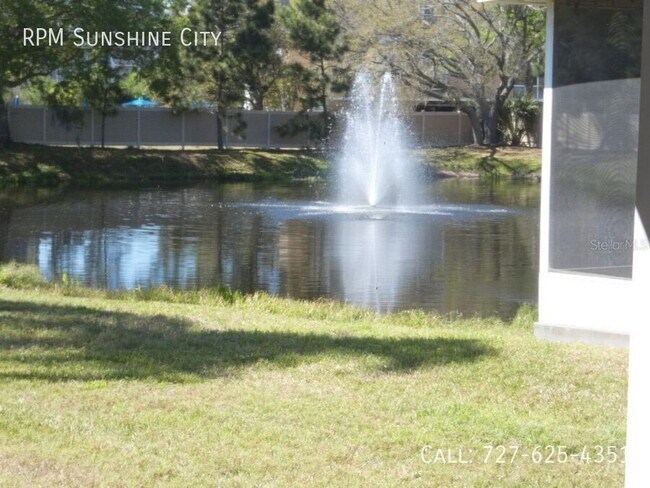 Building Photo - 1050 Starkey Rd