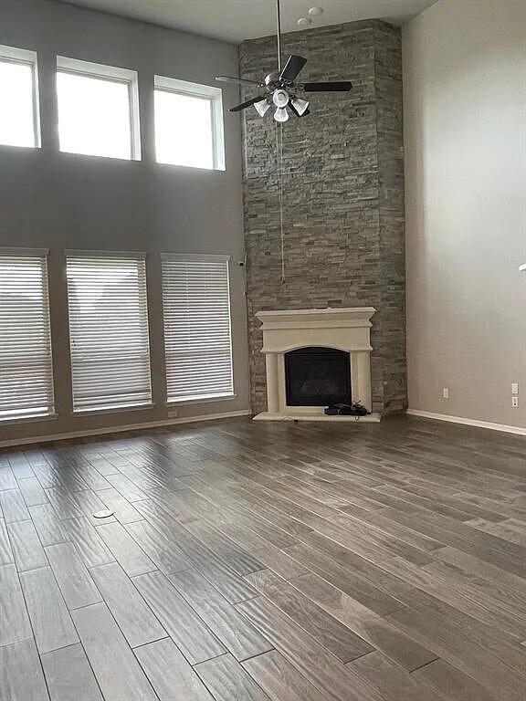 Building Photo - 12714 Fall Lott Dr