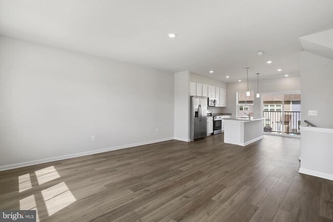 Building Photo - 133 Kinkade Ct