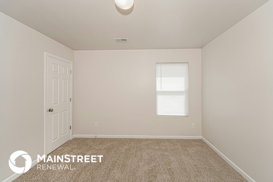 Building Photo - 155 Woodland Wy