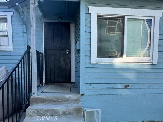 Building Photo - 852 W 18th St