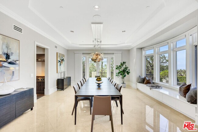 Building Photo - 386 Torrey Pines Dr