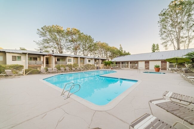 Building Photo - 1760 S El Camino Real