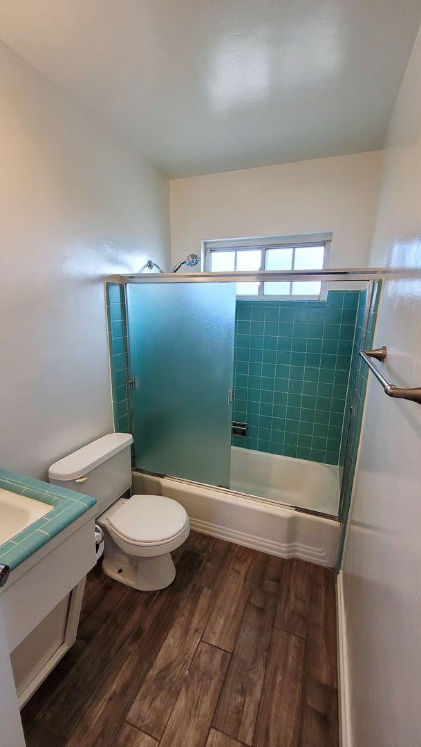 Building Photo - Upstairs Vacancy in West La Habra!