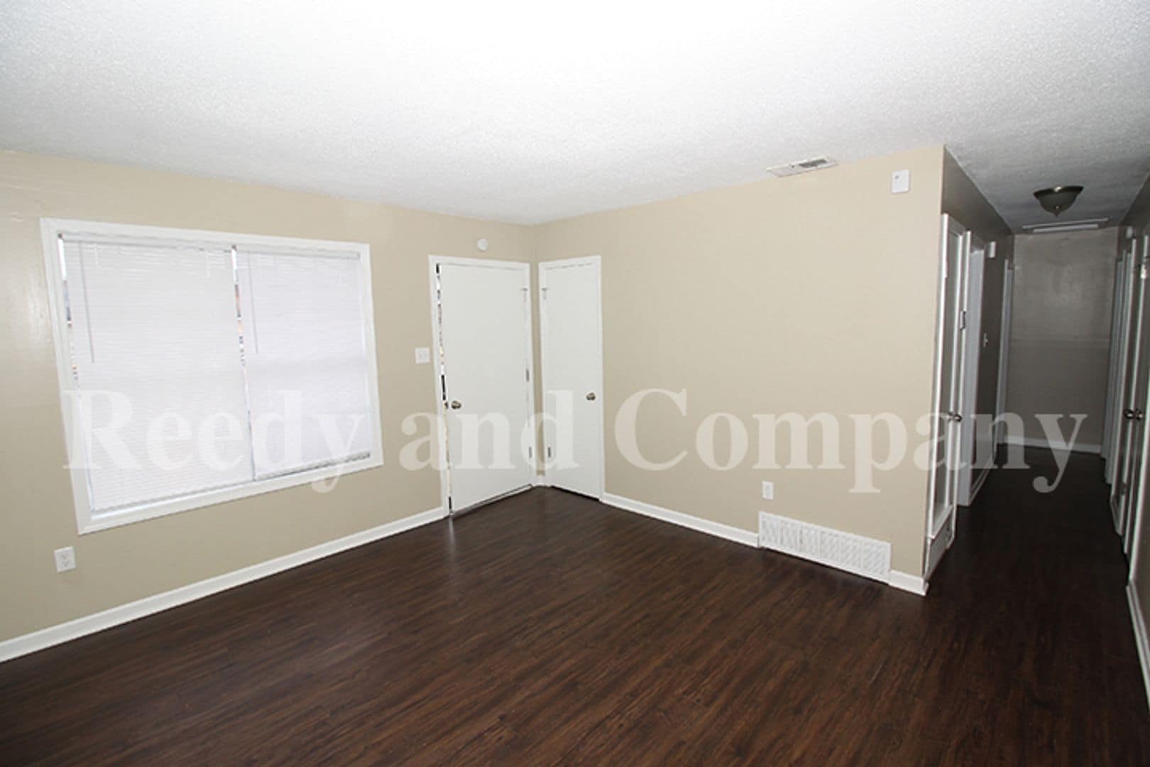 Building Photo - 66 W Paxton Ln