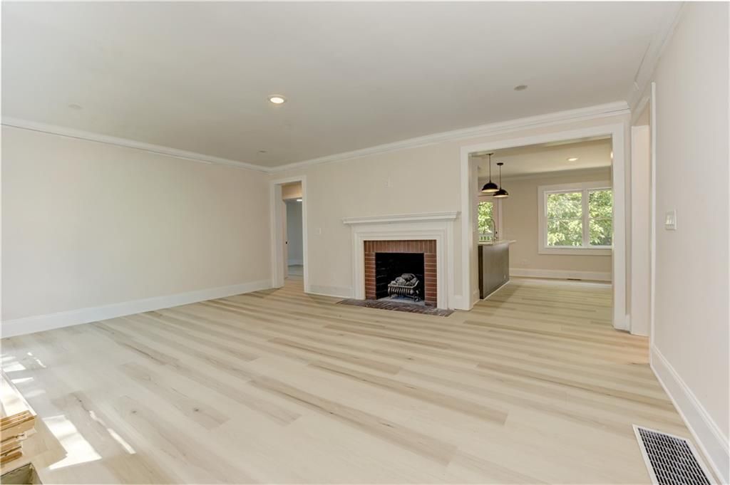 Building Photo - 83 26th St NW