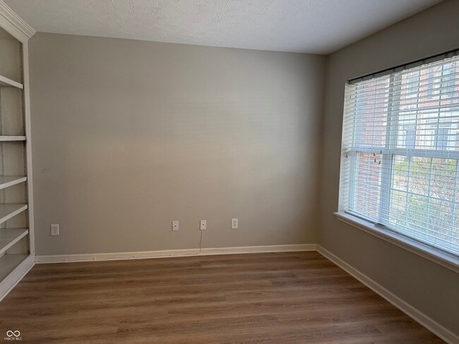 Building Photo - 11935 Riley Dr