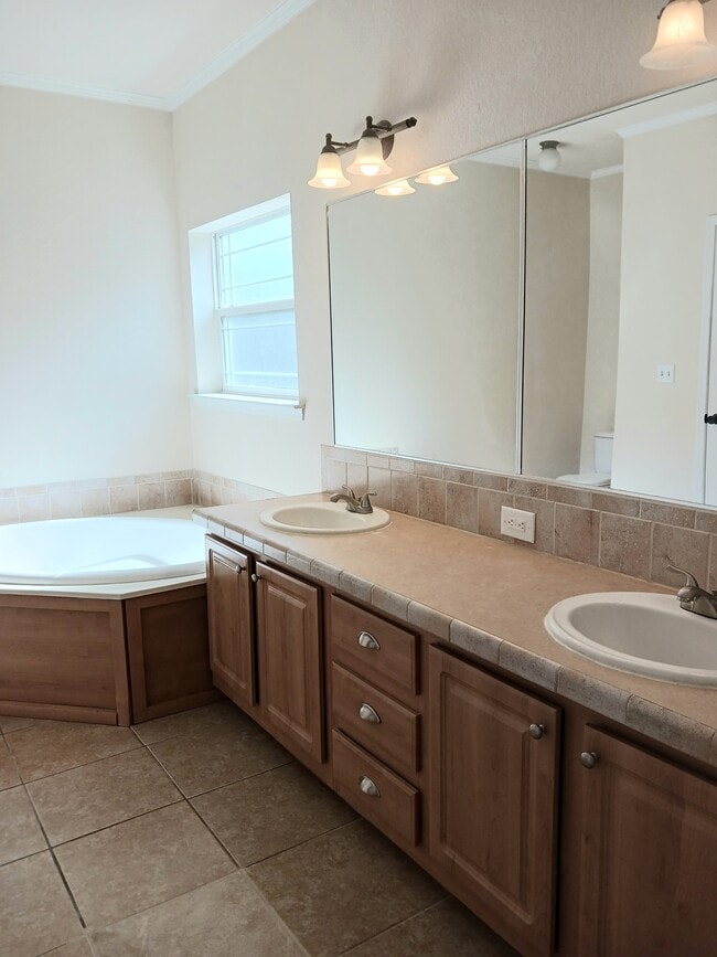 Building Photo - 1526 Sea Oak Dr