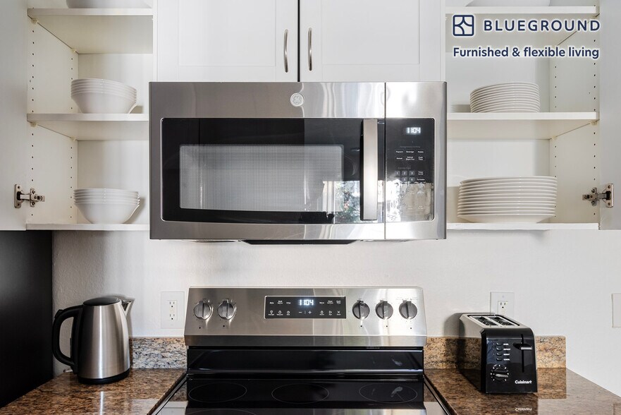 Building Photo - 131 Saratoga Ave