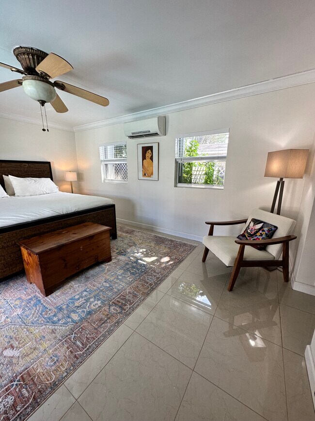 Building Photo - 3036 Coral Shores Dr