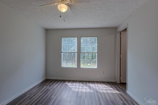 Building Photo - 6850 Bratt Rd