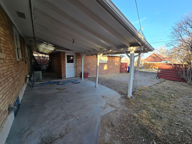 Building Photo - Richardson Duplex