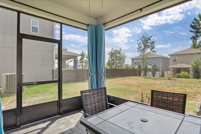 Building Photo - 3 bedroom, 2.5 bath, 2 car garage Home in ...