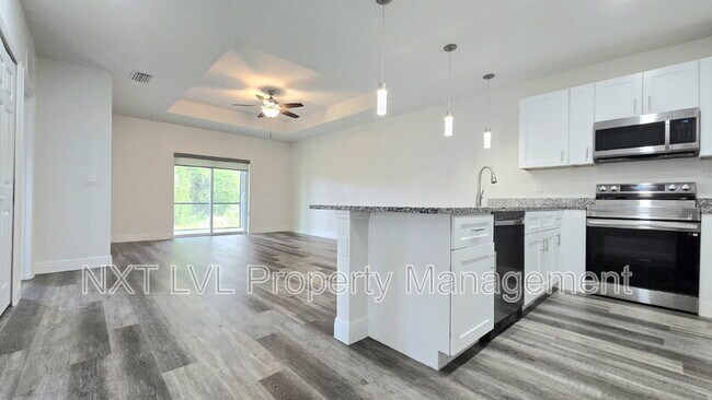 Building Photo - 5050 Jones Dr