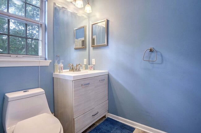 Building Photo - 18806 Harmony Woods Ln