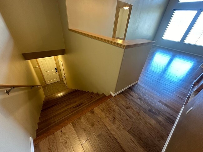 Building Photo - DuPont 2 bedroom 2 bath townhome