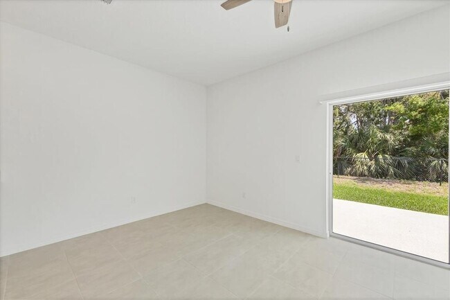 Building Photo - 15024 Cuzcorro Ct