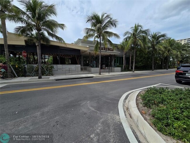 Building Photo - 111 N Pompano Beach Blvd