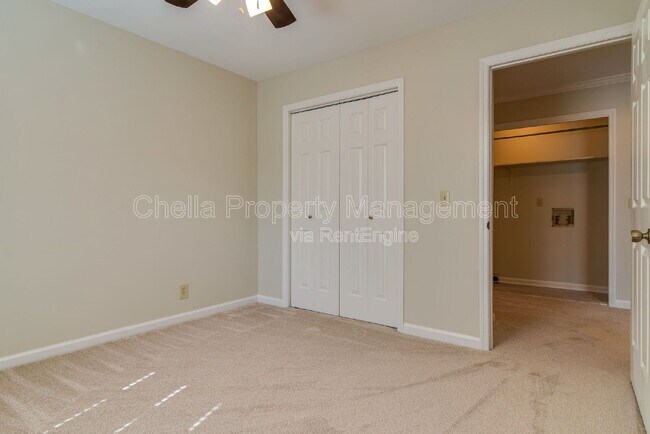 Building Photo - 2615 Habersham Ave