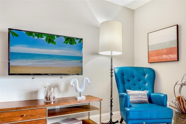 Building Photo - 6503 N Military Trl