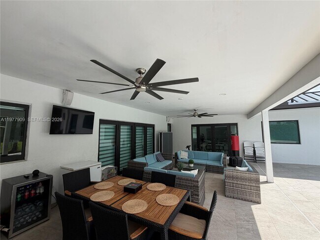 Building Photo - 11300 NW 5th St