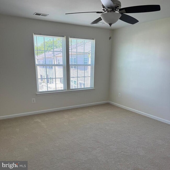 Building Photo - 22851 Chestnut Oak Terrace