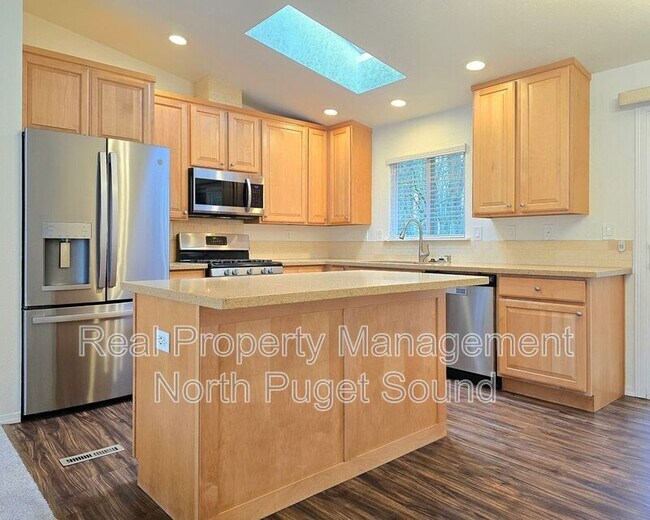 Building Photo - 8311 15th Pl NE