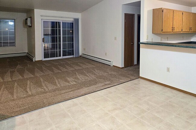 Building Photo - GREENVILLE GATES