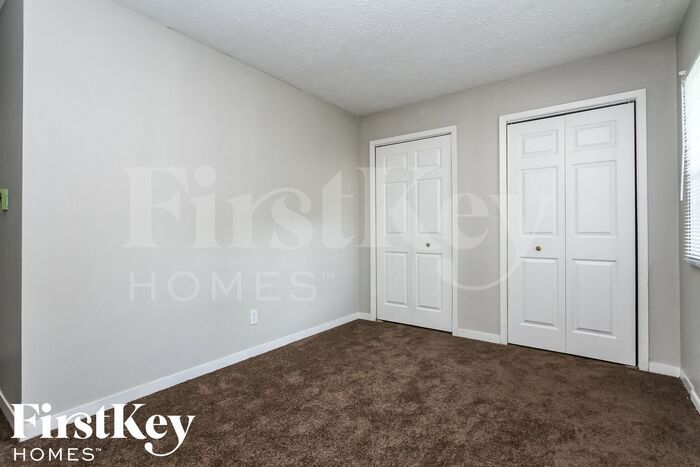 Building Photo - 6326 Kellum Dr