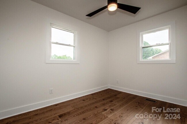 Building Photo - 4892 NC-16