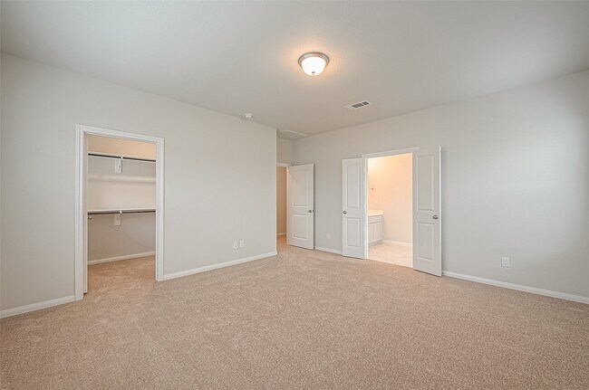 Building Photo - 31123 Mahogany Fir Trl