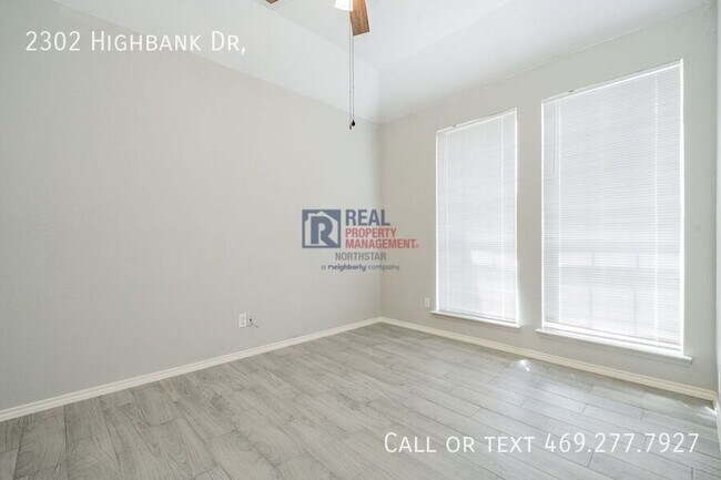 Building Photo - 2302 Highbank Dr