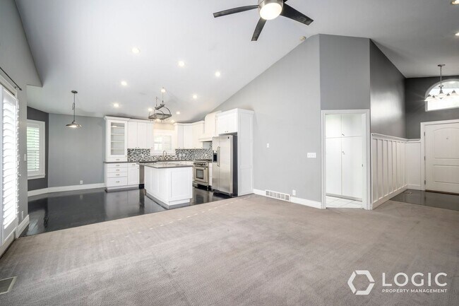 Building Photo - 9385 Tortellini Dr