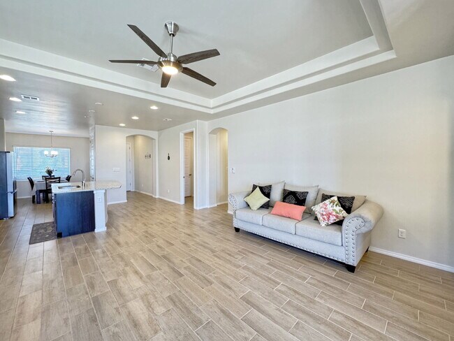 Building Photo - Almost New (2025) Home in Central Rio Rancho!