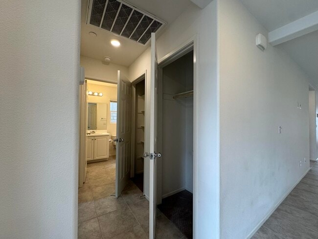 Building Photo - 67426 Rio Vista Dr