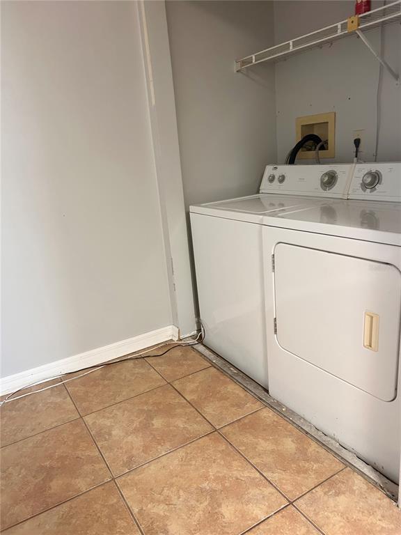 Building Photo - 1701 Shady Ridge Ct