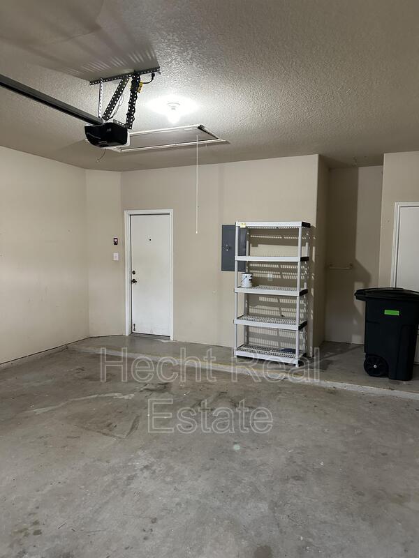 Building Photo - 2616 Gallant Fox Dr