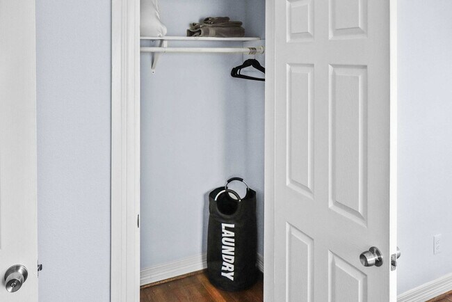 Building Photo - 3321 Charleston St