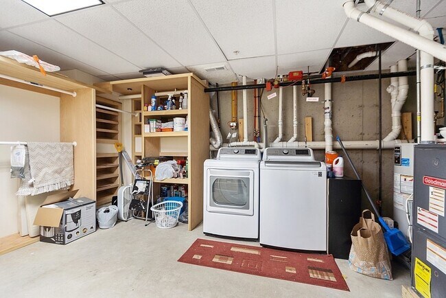 Building Photo - 11 Merrimac Way