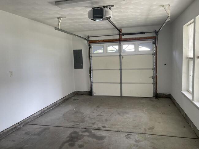 Building Photo - 1508 Parks Ave